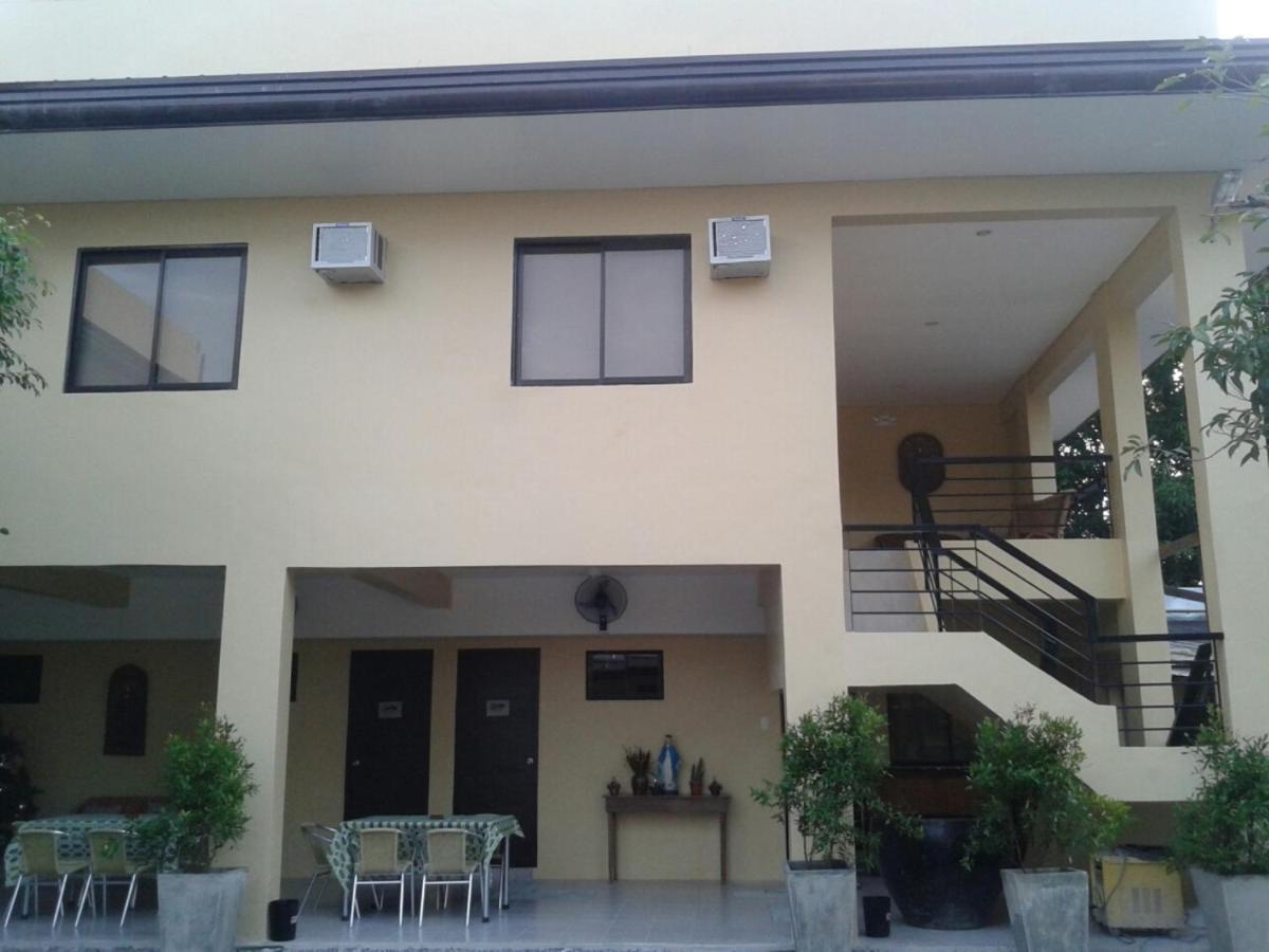 11Th Street Bed And Breakfast Bacolod Dış mekan fotoğraf